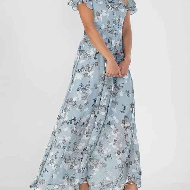 ZURI | Elegantes, fließendes Kleid mit schmeichelnder Passform