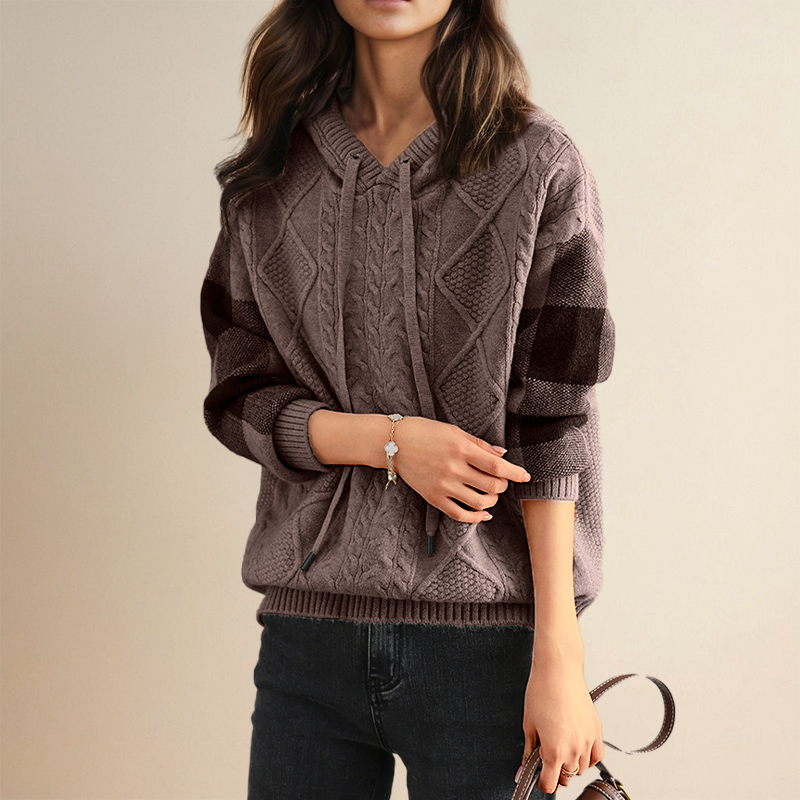 Emily | Gestrickter Hoodie