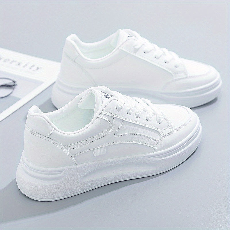 Elegante weiße Sneaker mit leichtem Tragekomfort